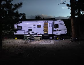 Venture RV SportTrek 270VBH