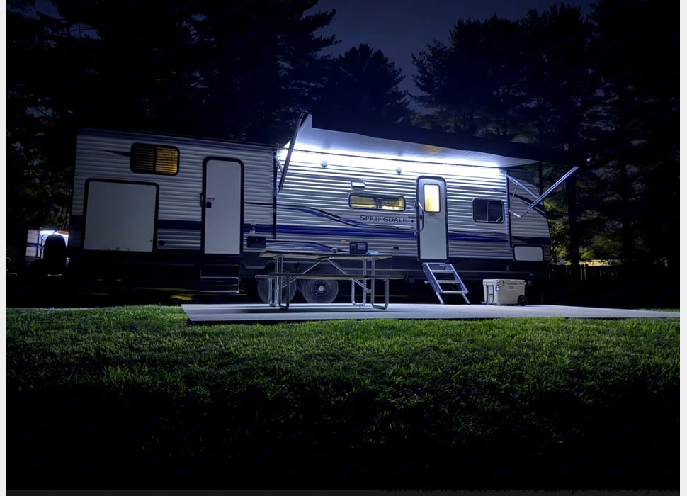 Travel Trailer rentals in Junction City