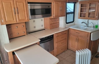 Family Size Self-Contained Home on Wheels