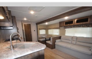 Dutchmen RV Coleman Lantern Series 262BH