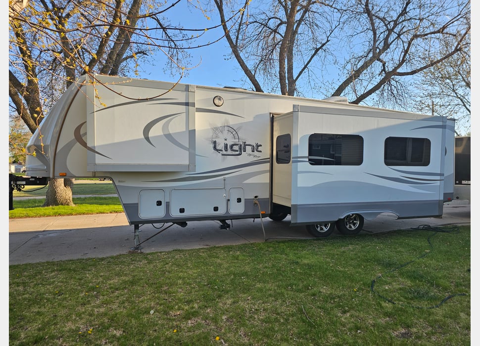 Fifth Wheel rentals in Fairmont