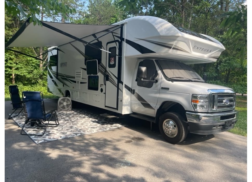 Class C Motor Home rentals in Hendersonville