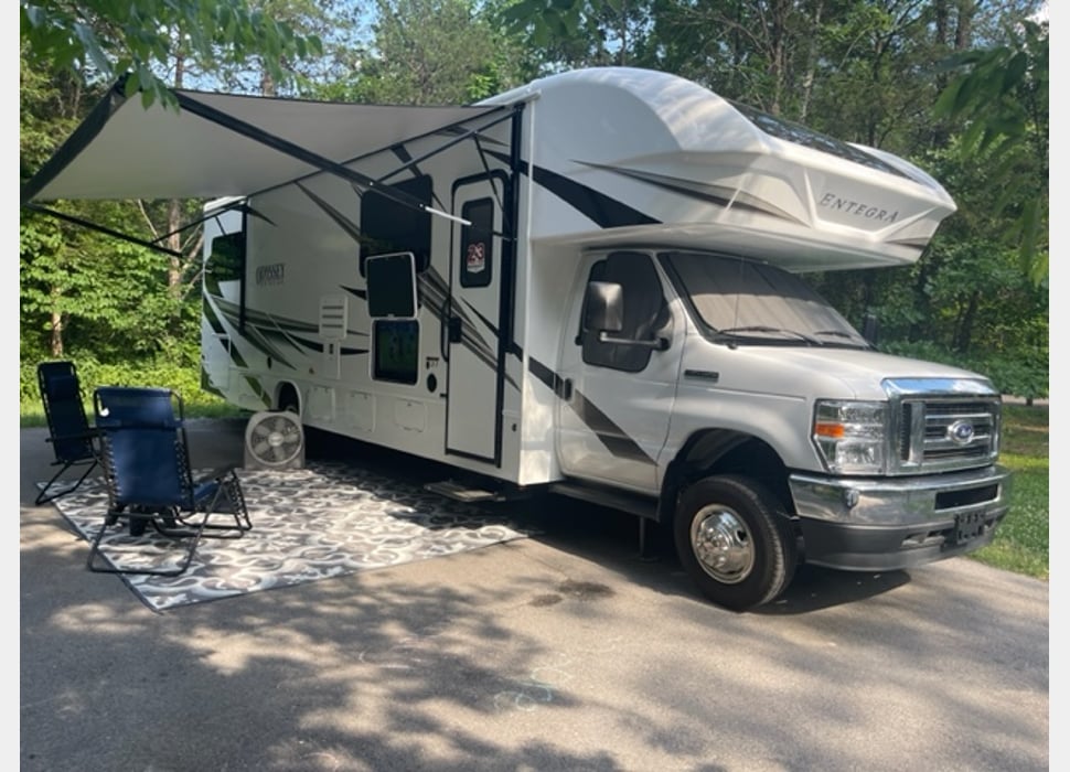 Class C Motor Home rentals in Spring Hill