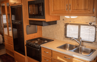 Spacious configuration, convenient desk, +Starlink