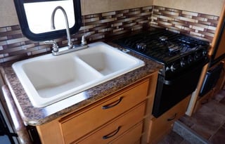 2017 Thor Motor Coach Chateau 22B #5