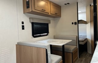 2024 New Forest River Prime Time Avenger Sleeps 6