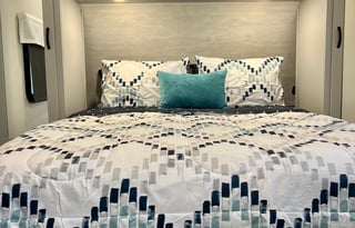 2023 Forest River RV Vibe 28BHE