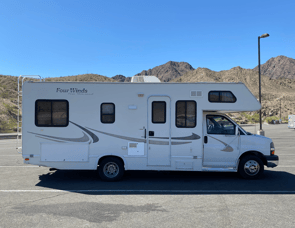 Four Winds RV 5000 23A