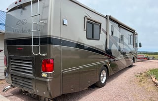 Ultimate Comfort & Luxury Glamping  at its Finest!