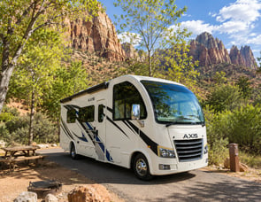 Thor Motor Coach Axis 24.3