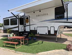 Keystone RV Arcadia 3660RL