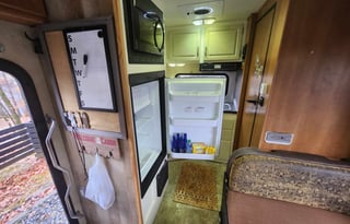 VanGo! the Family Fun to go 20 Ft park anywhere RV