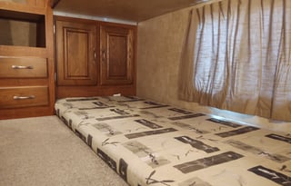 Soar in our Eagle 5th wheel