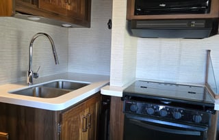 2020 Winnebago 32ft Bunkhouse *Unlimited miles*