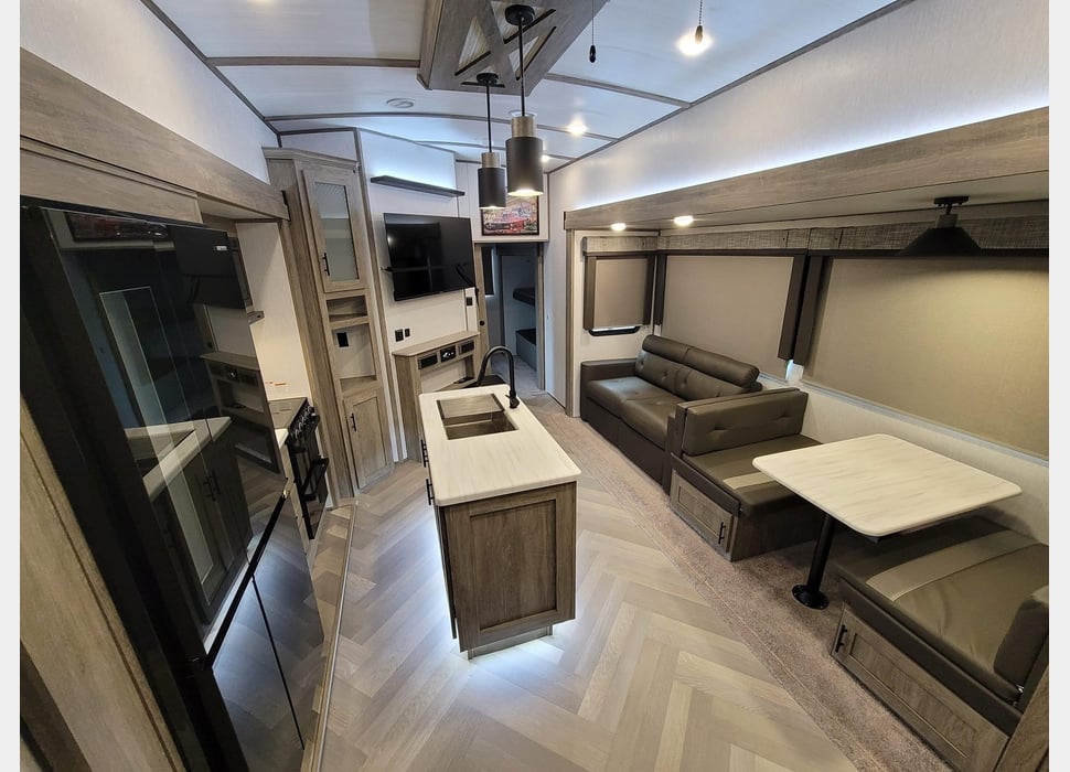 Fifth Wheel rentals in Leland