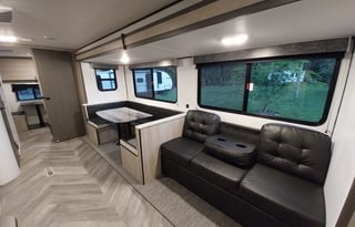 2023 PROWLER 303BH FAMILY READY