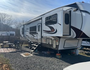 Keystone RV Laredo 346RD