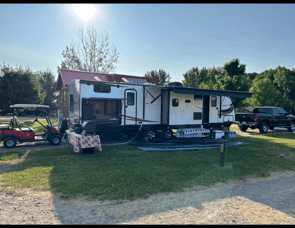 Heartland Sundance XLT 32BHTS