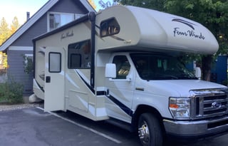 Dog Friendly! 2018 Thor Four Winds 26B! Sleeps 6!