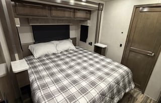 2021 Georgetown GT7 | Premium Class A Motorhome