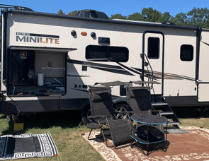 Forest River RV Rockwood Mini Lite 2513S