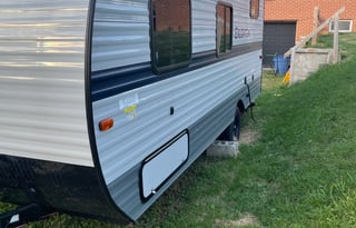 2021 Gulf Stream Enlighten 18BH