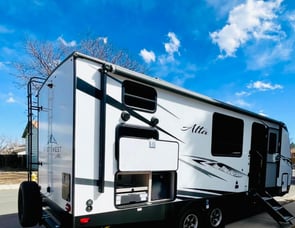 EAST TO WEST Alta 2100MBH