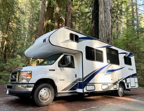 Winnebago Outlook 25J
