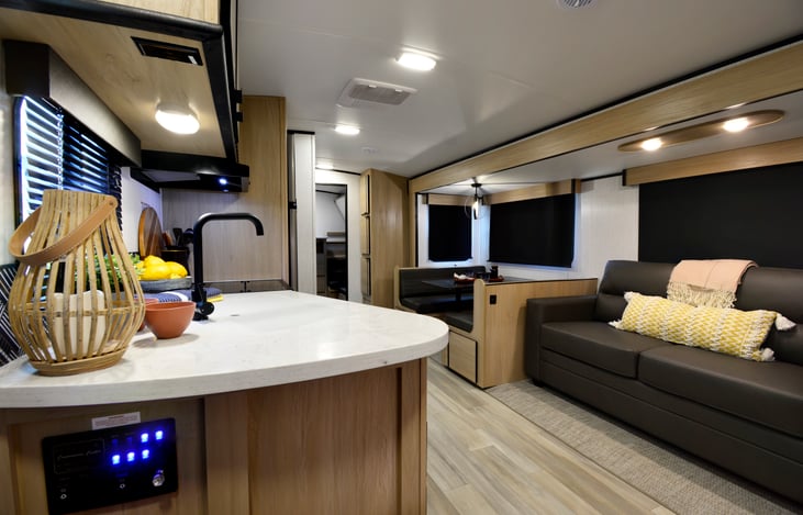 Experience "Wisdom" with our 2022 Cruiser Radiance 28QP located near Table Rock Lake near Branson Missouri and Lake Of The Ozarks. Thank you from us at Stone Mountain RV & Camper Rentals!