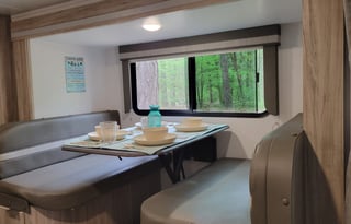 Eastern Shore Retreat: 2021 Minnie Winnie 2100BH