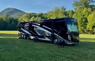 Thor Venetian Bunkhouse | Family Friendly RV