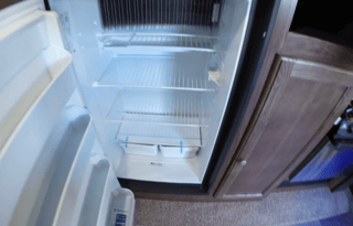 Luxury Keystone RV Sprinter 332DEN
