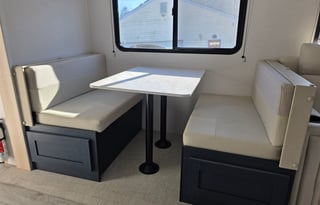 2025 Prime Time RV Avenger 28REI