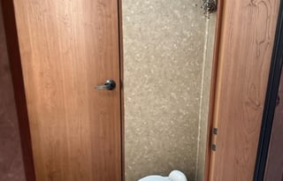 Couples Retreat & Pet Friendly Camper Rental