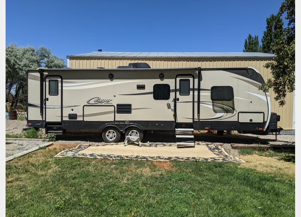 Travel Trailer rentals in Newdale