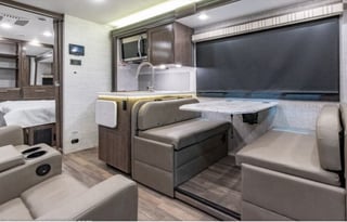 Erick Esteem 2025 sleeps 6,KING BED, Outside tv