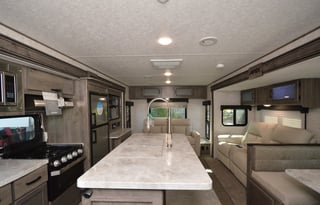 2019 Coachmen RV Apex Ultra-Lite 293RLDS