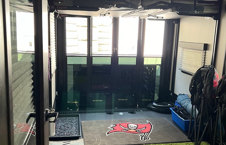 Spacious garage with happy jacks' bunks