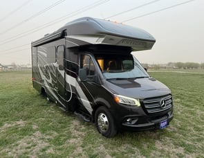 Entegra Coach Qwest 24R