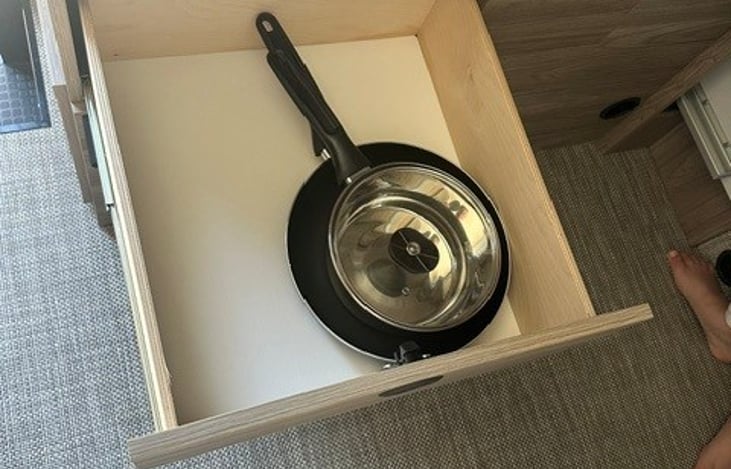 pots pan