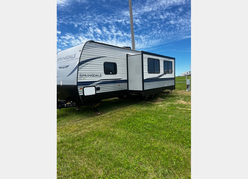 Travel Trailer rentals in Lonsdale
