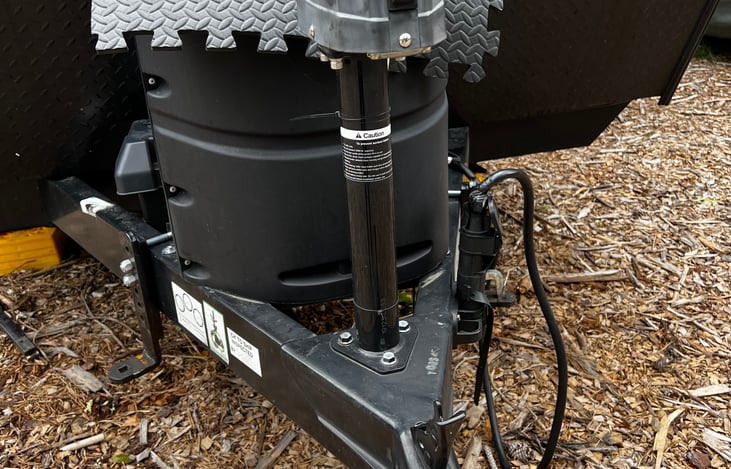 Electric front Jack for easy set up/break down