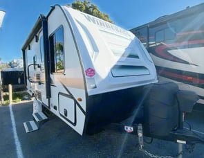 Winnebago Industries Towables Micro Minnie 1700BH