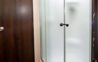 ALL INCLUSIVE Glamping in a 40 FT Travel Trailer !