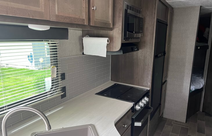 Spacious Kitchen for quick food preparation