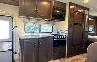 2019 Thor Motor Coach freedom elite