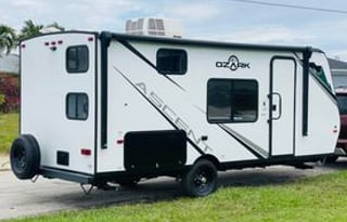 2022 Forest River RV Ozark 1650BHKX