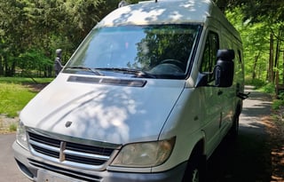 Sherpa! Pet Friendly, Festival Friendly