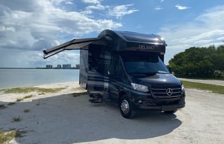 2021 THOR MERCEDES SPRINTER + PETS