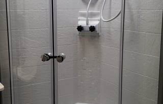 Bunkhouse & Lounge, Fully-Loaded & Turn-key Ready!